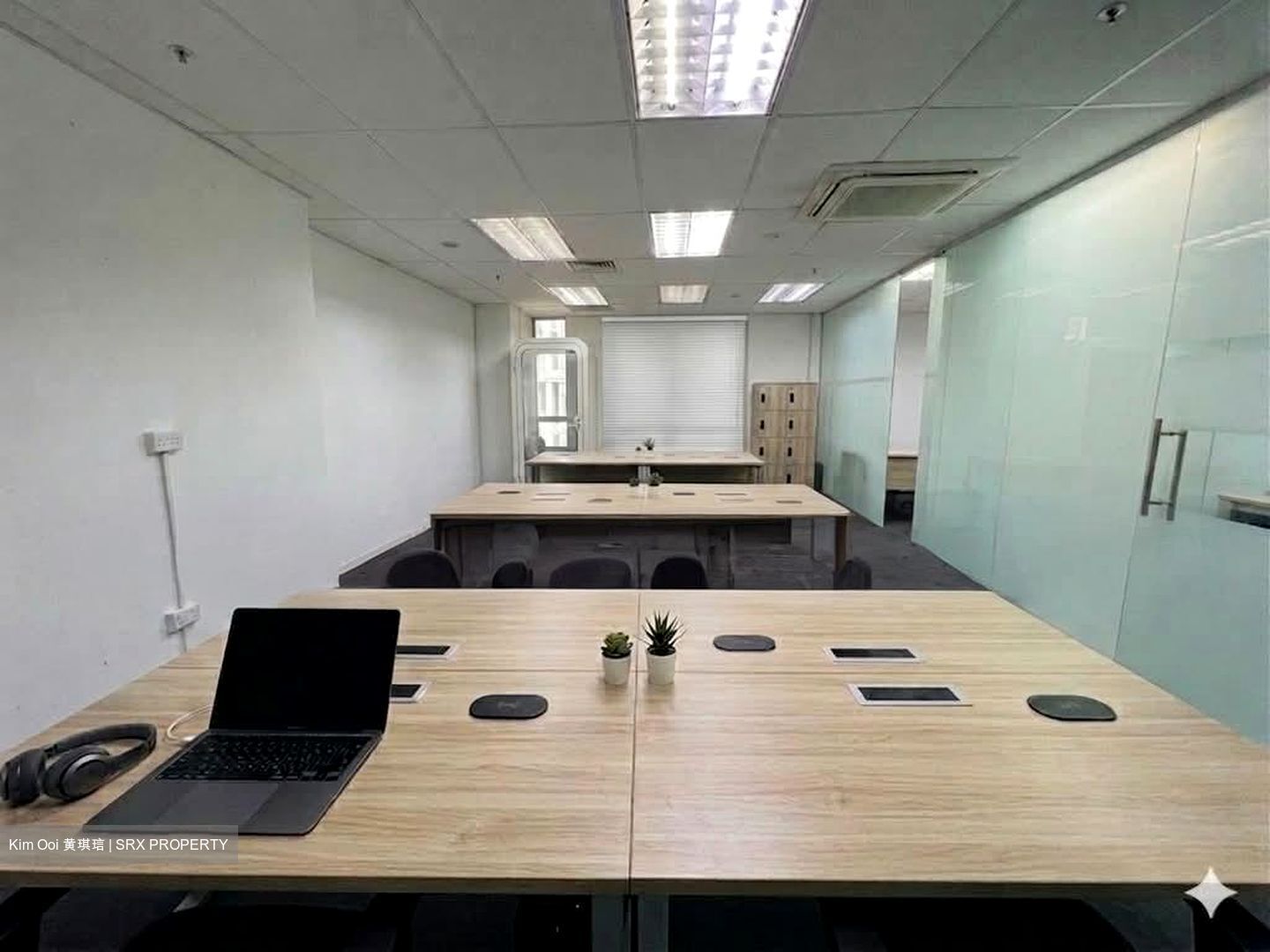 International Plaza (D2), Office #566767711